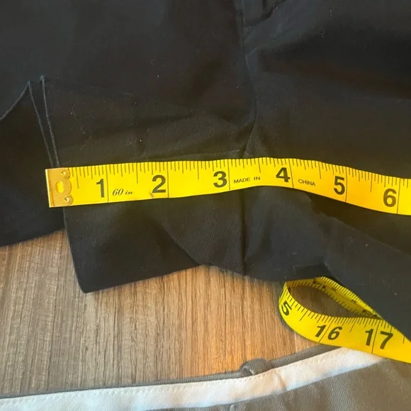 Banana Republic Bundle Classic Chino Shorts SZ 8 & 10 (7pair) - Picture 12 of 16